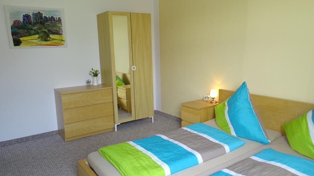 Ferienwohnung "Moeller" Rathmannsdorf Екстериор снимка