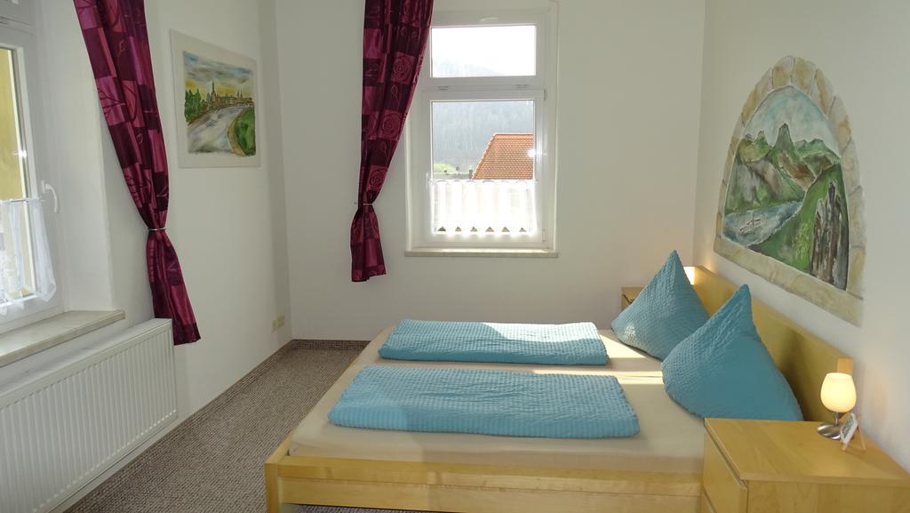 Ferienwohnung "Moeller" Rathmannsdorf Екстериор снимка